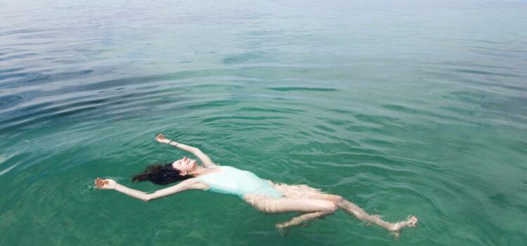 11 Ayurvedic Tips to Cool Down & Stay Energized This Summer